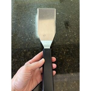 Pampered Chef Stainless Steel Spatula Wooden Handle Serving Flat 11 in